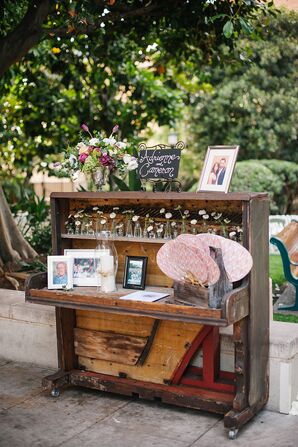 Shabby-Chic Reception Display