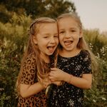 Maren & Nora Miller
