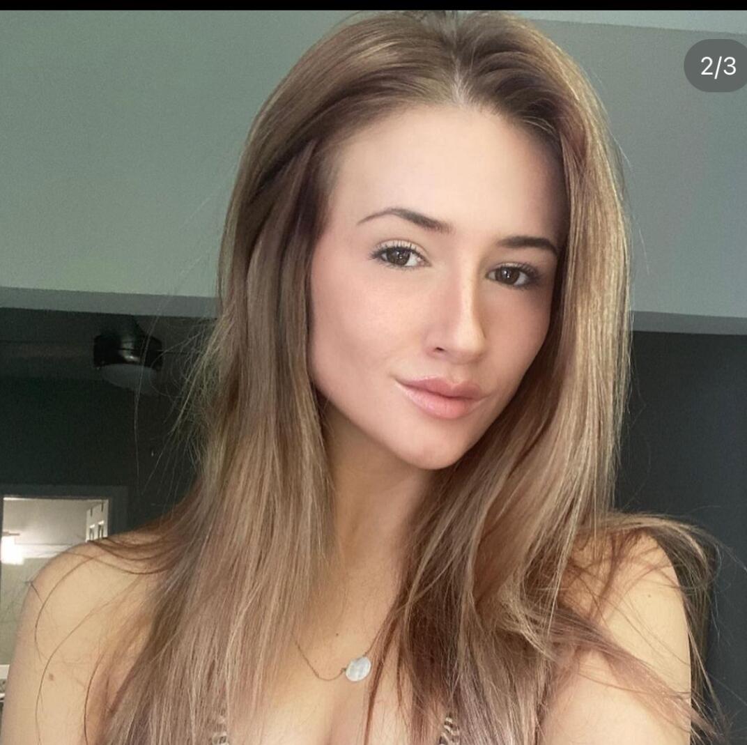 Taeya Houzenga