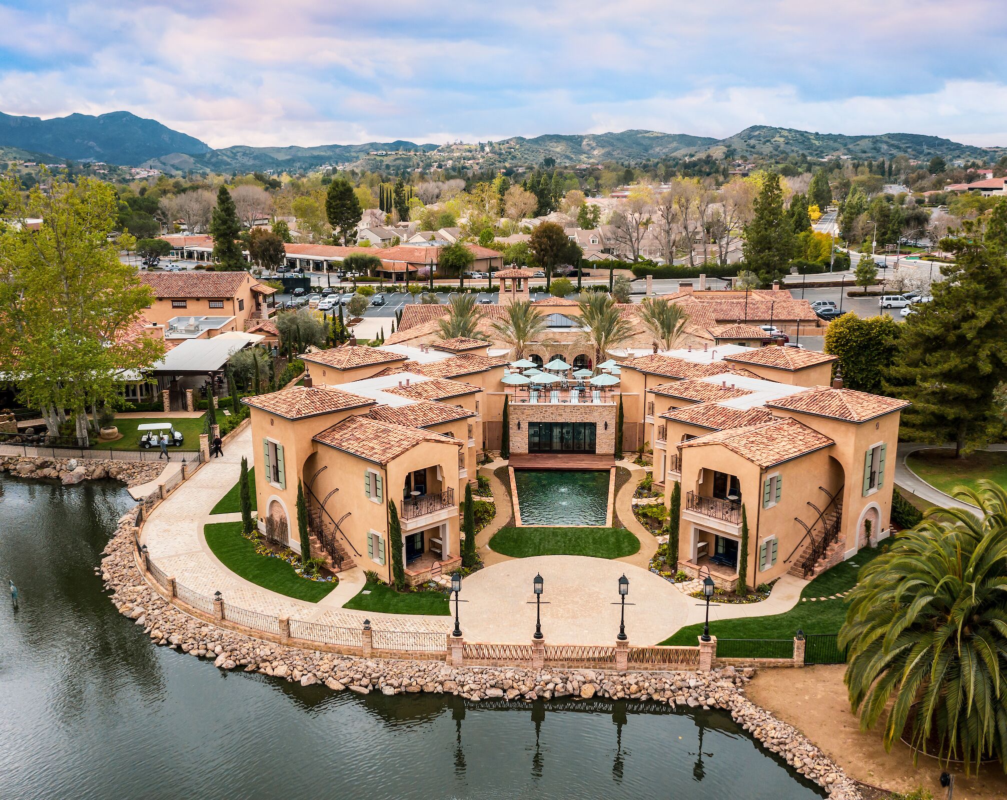 Picture of Westlake Village Inn