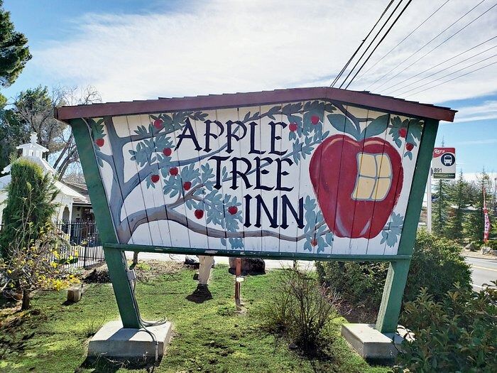 Picture of Apple Tree Inn
