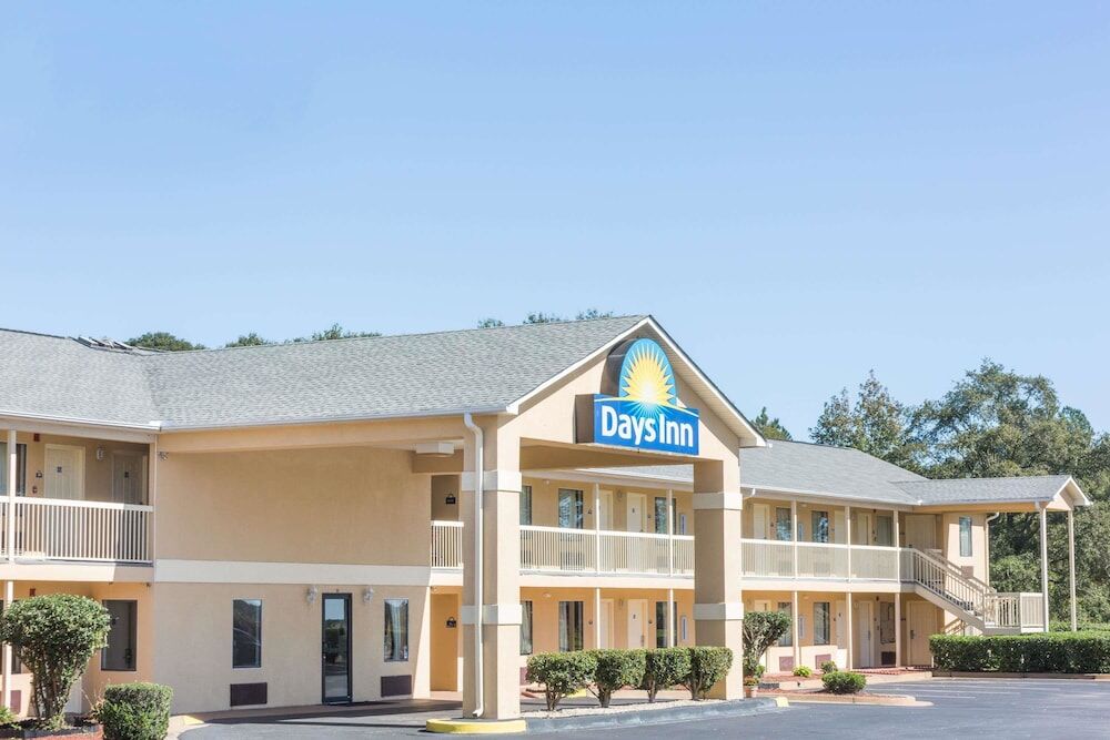 Picture of Days Inn by Wyndham Royston