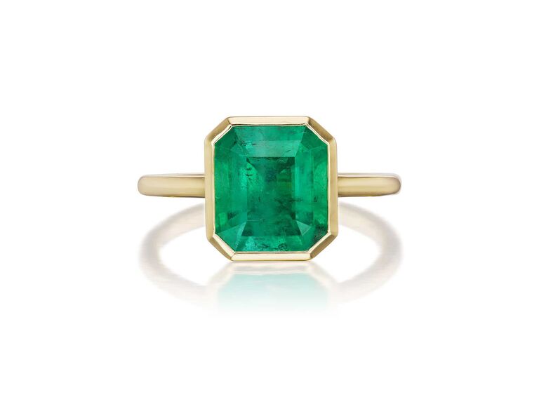 emerald engagement ring