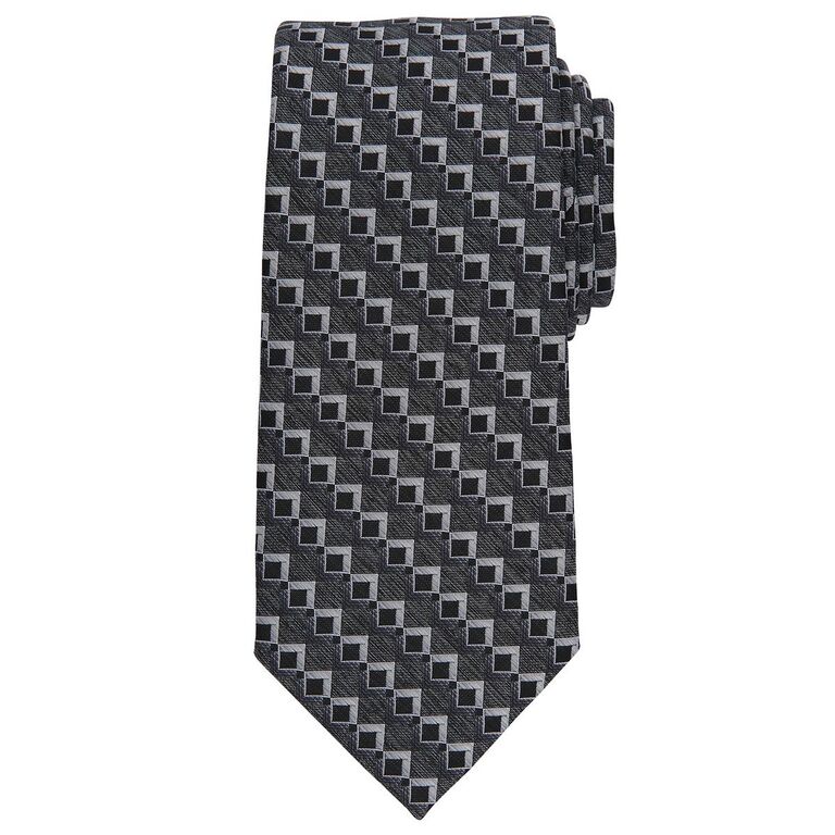 Funky patterned tie, men's wedding trends 2023. 