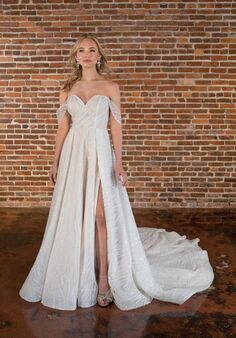 Essense of Australia D3648 A-Line Wedding Dress