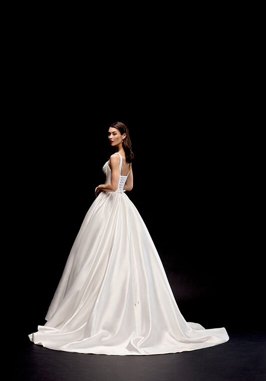 Justin Alexander Signature Maris Ball Gown Wedding Dress - 6