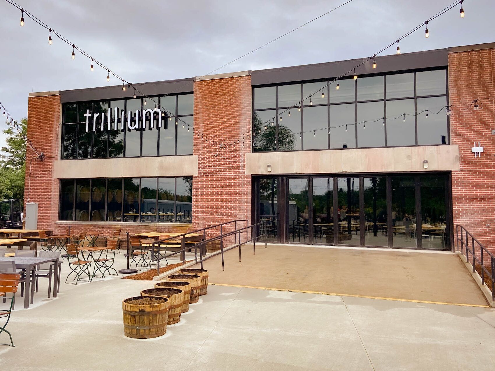 Picture of Trillium - Canton