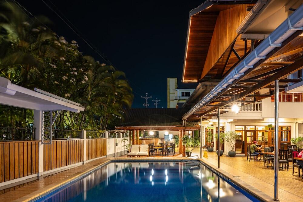 Picture of Grand Coastal Hotel