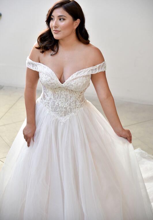 Essense of Australia D3288 Ball Gown Wedding Dress - 7