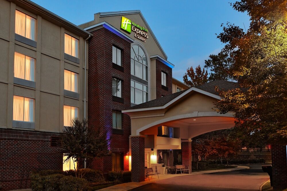 Picture of Holiday Inn Express Hotel & Suites Richmond-Brandermill by IHG