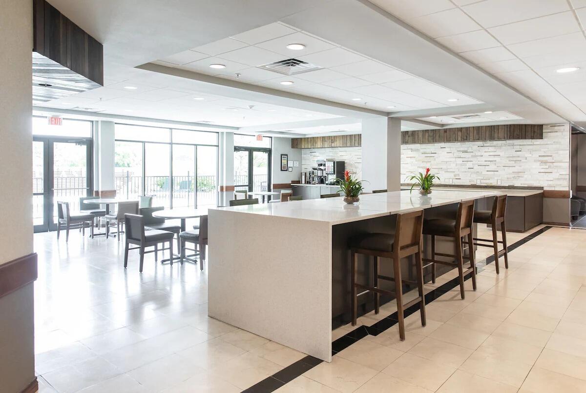 Picture of Wingate by Wyndham Round Rock Hotel & Conference Center