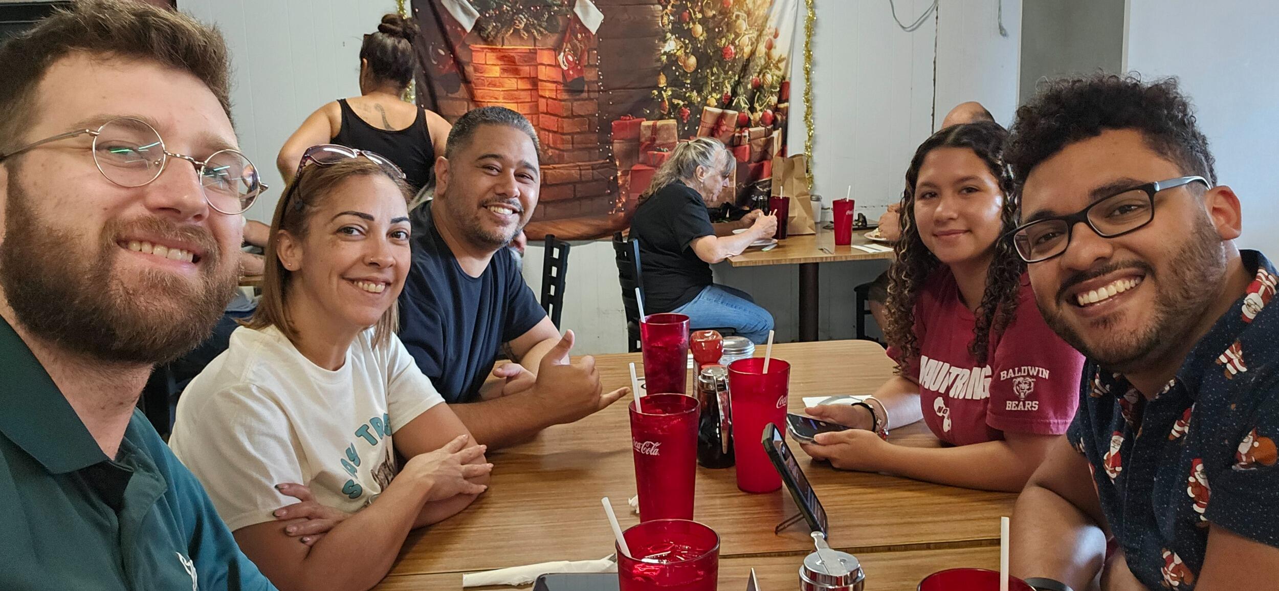 Hawai'i With Family - Tasty Crust - Wailuku, Maui