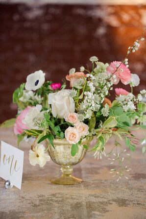 Pink and White Centerpieces
