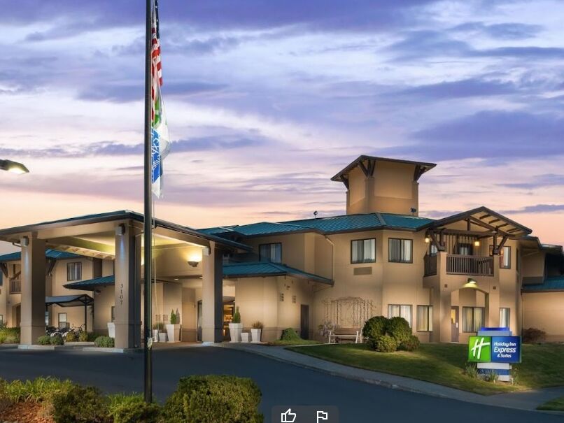 Picture of Holiday Inn Express & Suites Arcata/Eureka-Airport Area, an IHG Hotel