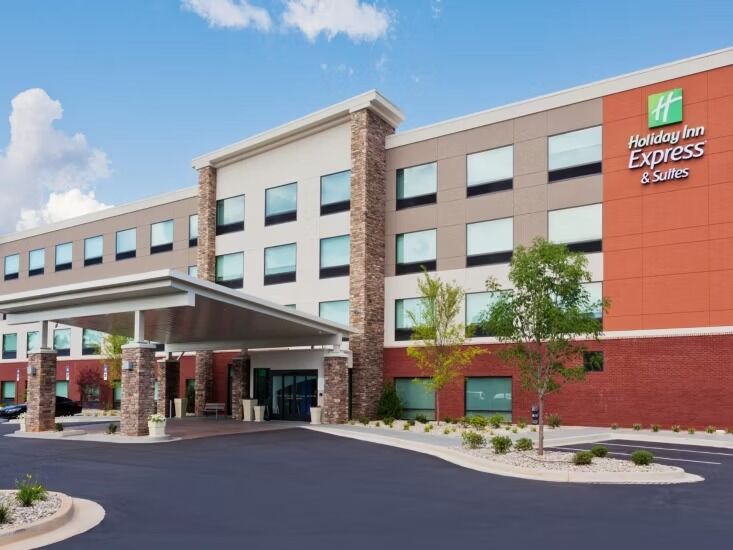 Picture of Holiday Inn Express & Suites Fayetteville, an IHG Hotel