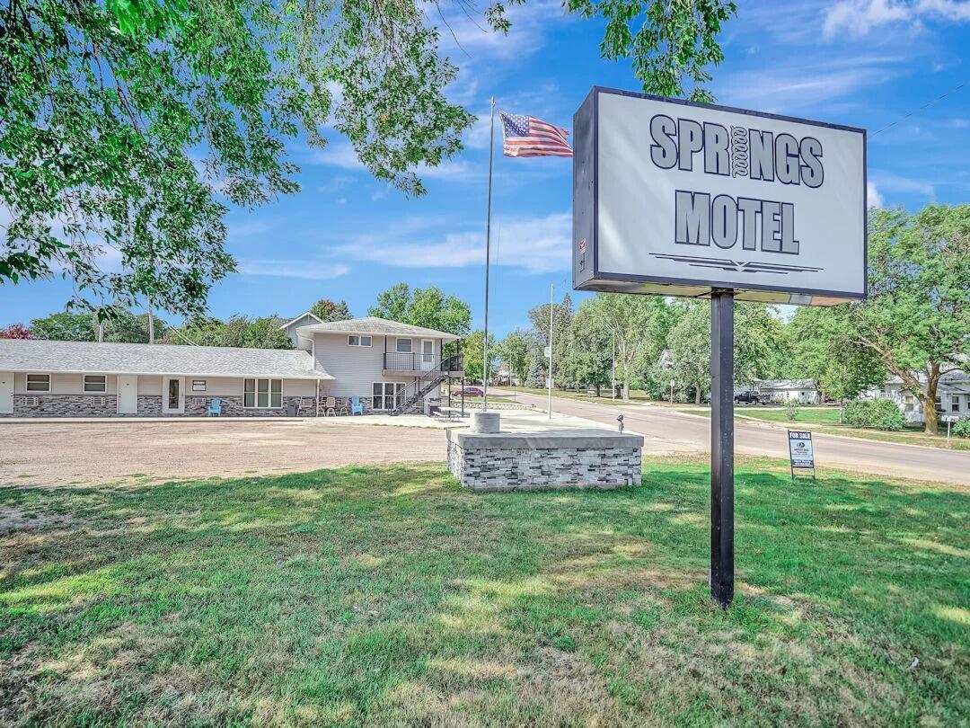 Picture of Springs Motel