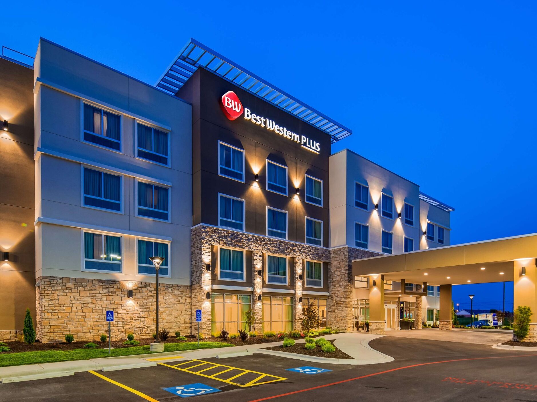 Picture of Best Western Plus Bolivar Hotel & Suites