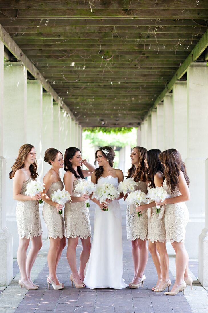 “The Hilton has such a classy, elegant 1920s feel that I wanted everything to fit with that. White, champagne and gold felt like the perfect colors,” Corey says of the wedding’s theme.