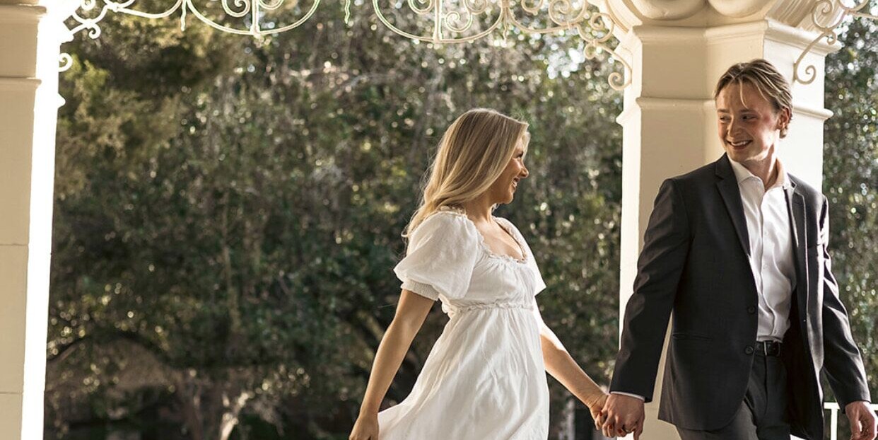Olivia & Thompson Home Page Banner