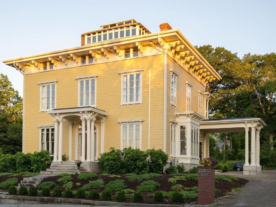 Picture of Captain’s Mansion