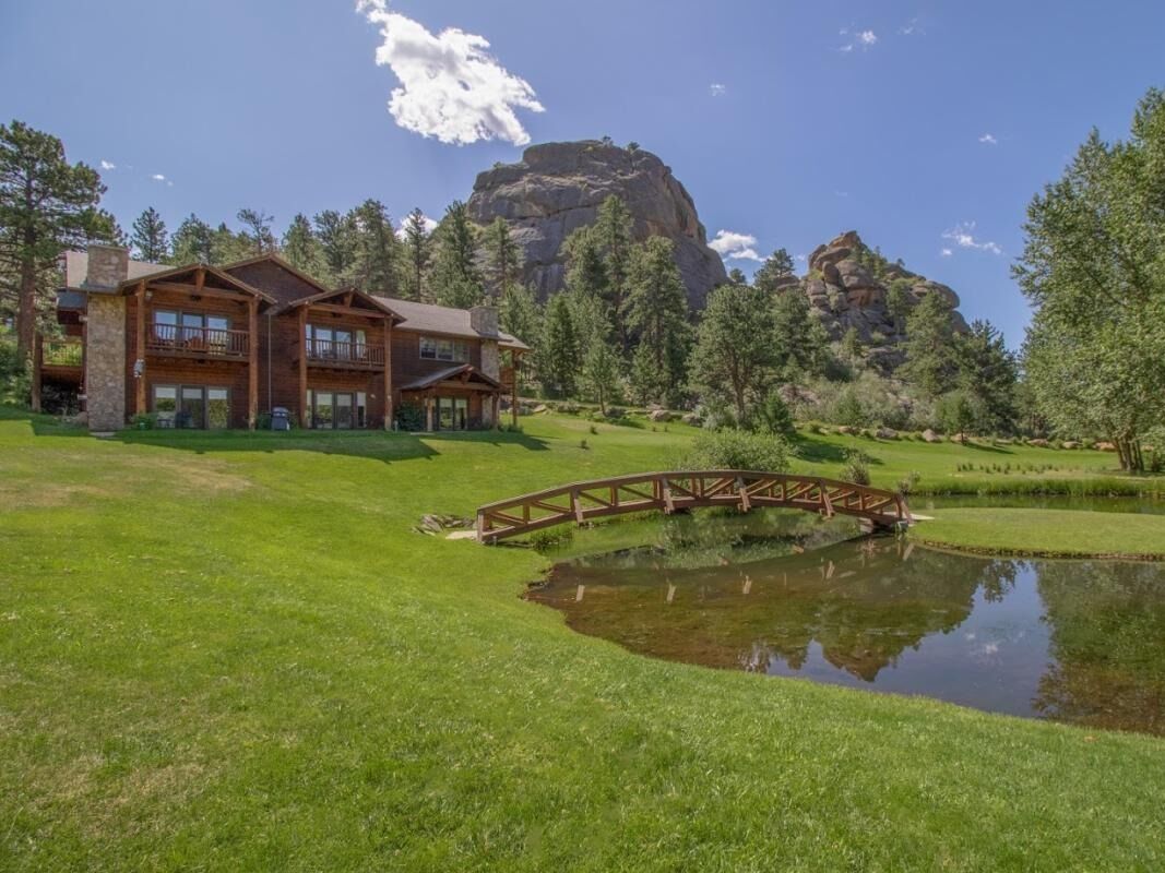 Picture of Black Canyon Inn