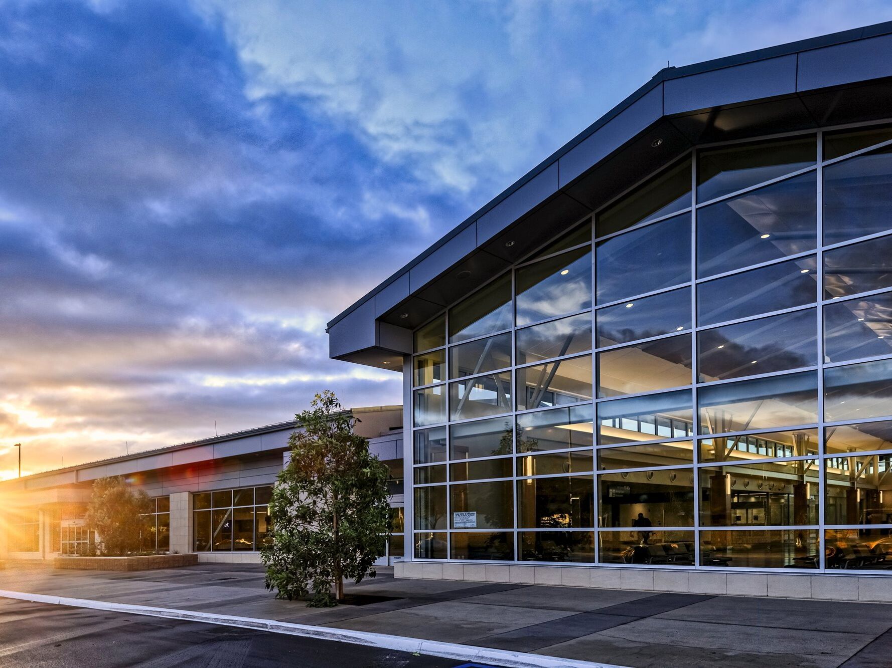 Picture of SLO County Airport
