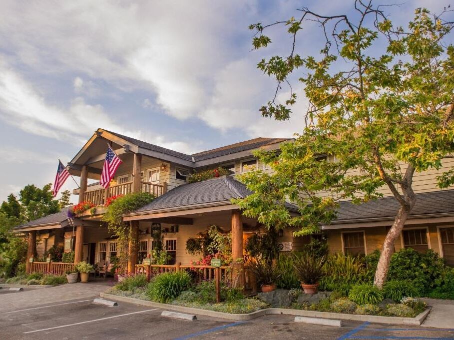 Picture of Cambria Pines Lodge