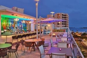 Picture of Art Ovation Hotel