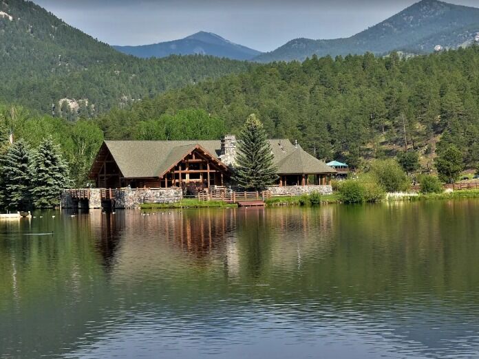 Picture of Evergreen Lake House