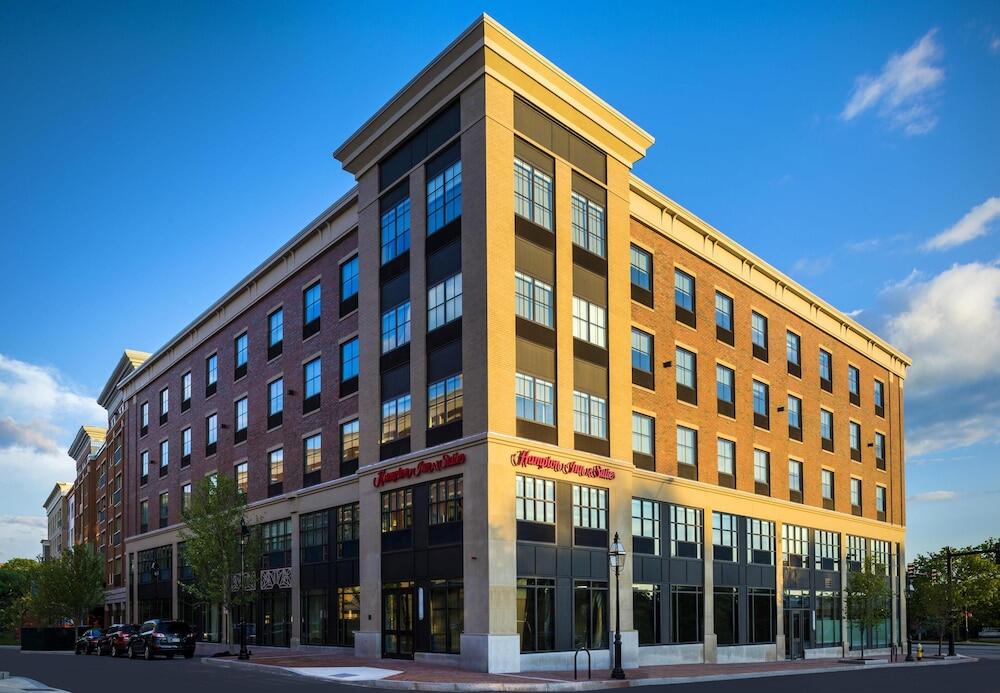 Picture of Hampton Inn & Suites Portsmouth Downtown