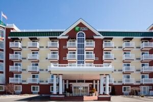 Picture of Holiday Inn Express & Suites Petoskey an IHG Hotel