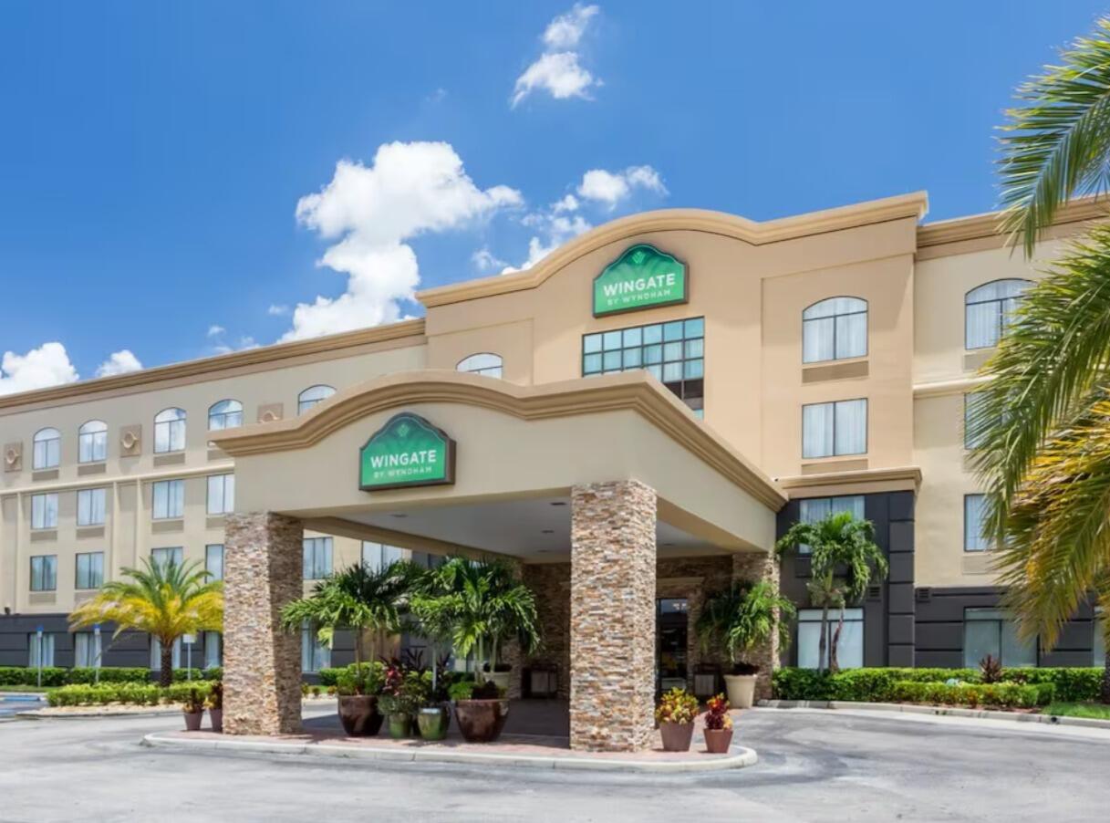 Picture of Wingate by Wyndham Universal Studios & Convention Center