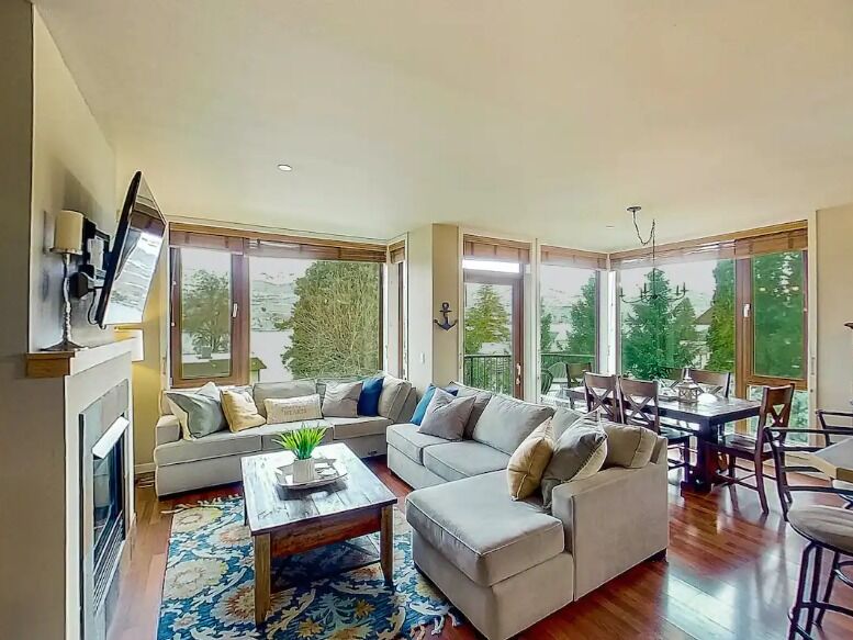 Picture of Lake Chelan Airbnb's