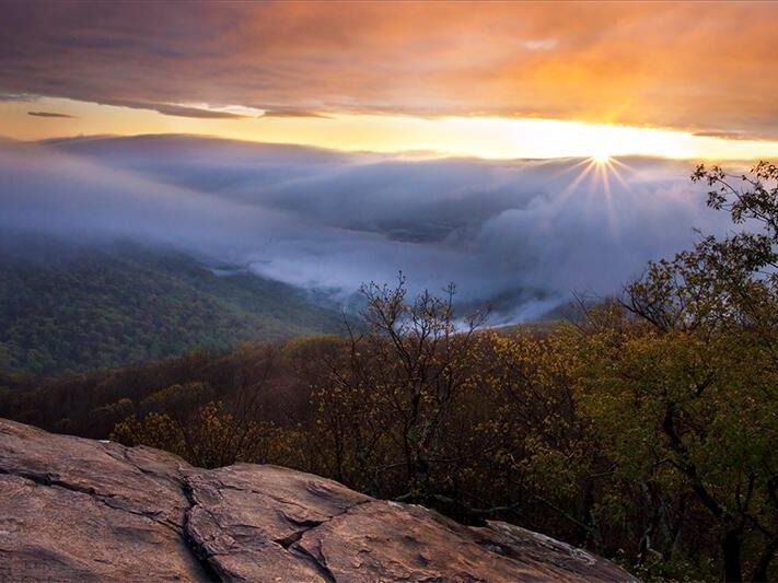 Picture of Humpback Rocks Visitor Center and Picnic Area