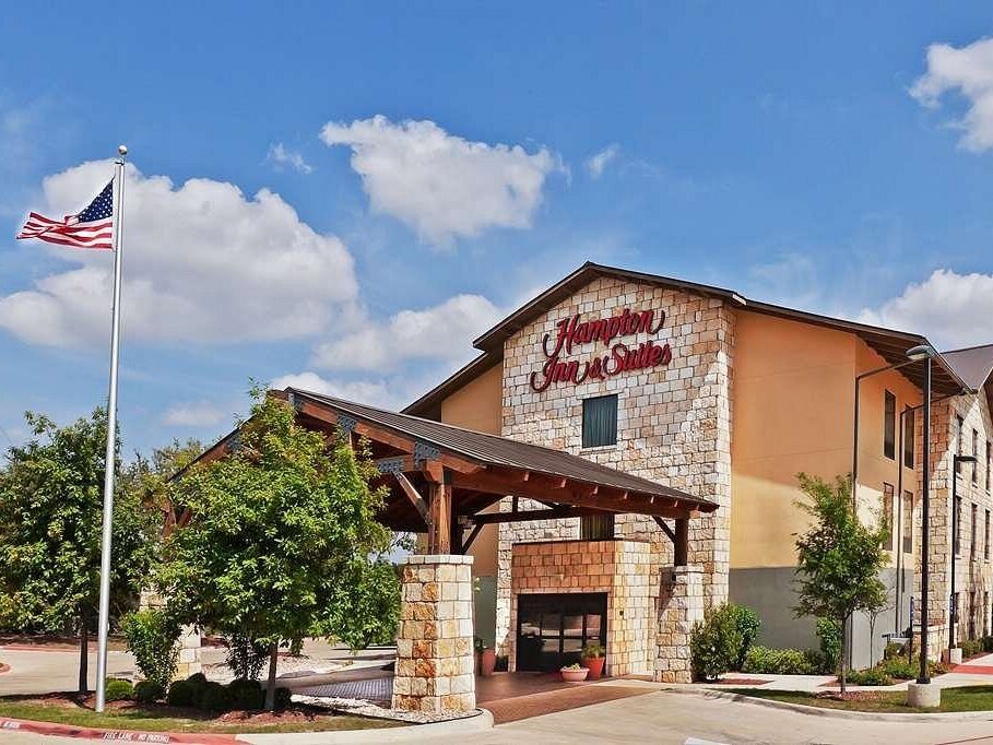 Picture of Hampton Inn and Suites Austin- Lakeway