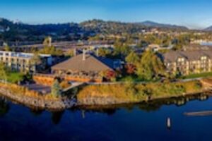 Picture of Best Western Plus Hood River Inn