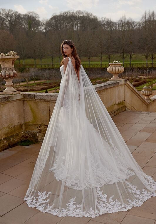 Justin Alexander Jazmin Fit-and-Flare Wedding Dress - 4