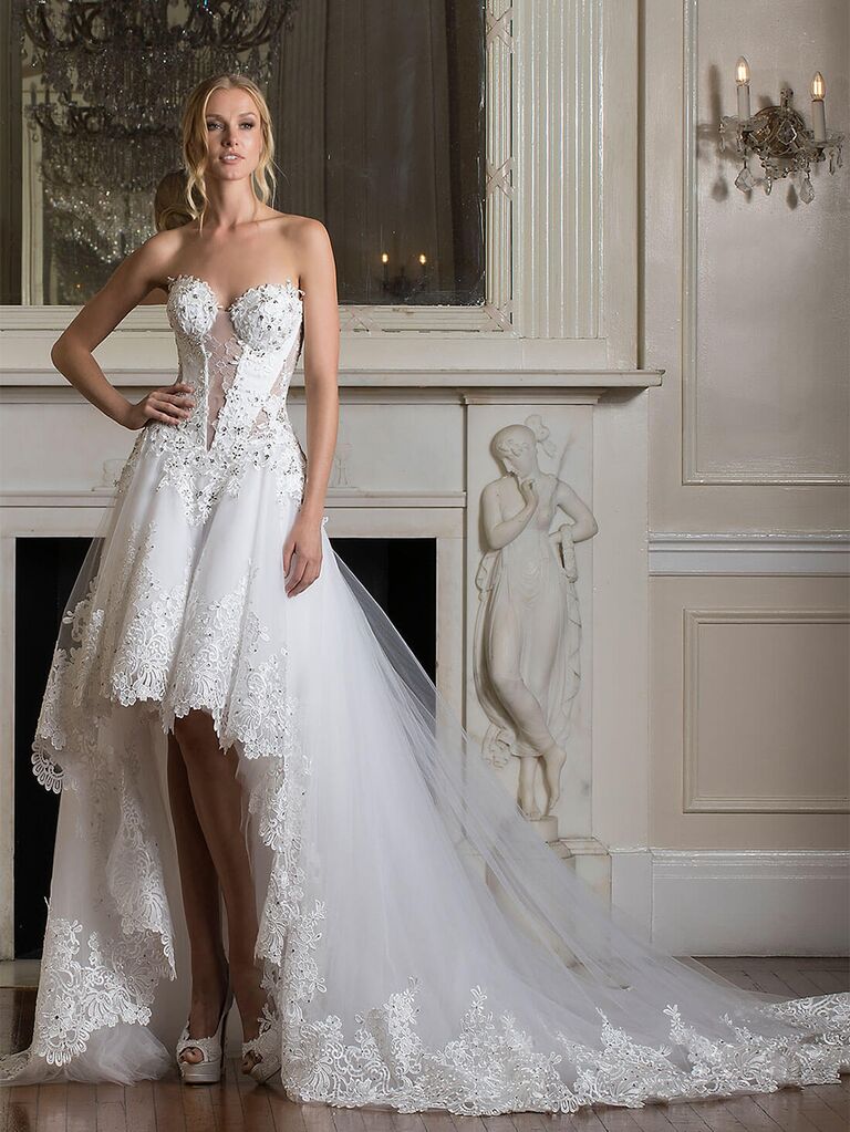 These High-Low Wedding Dresses Offer The Best Of Both Worlds