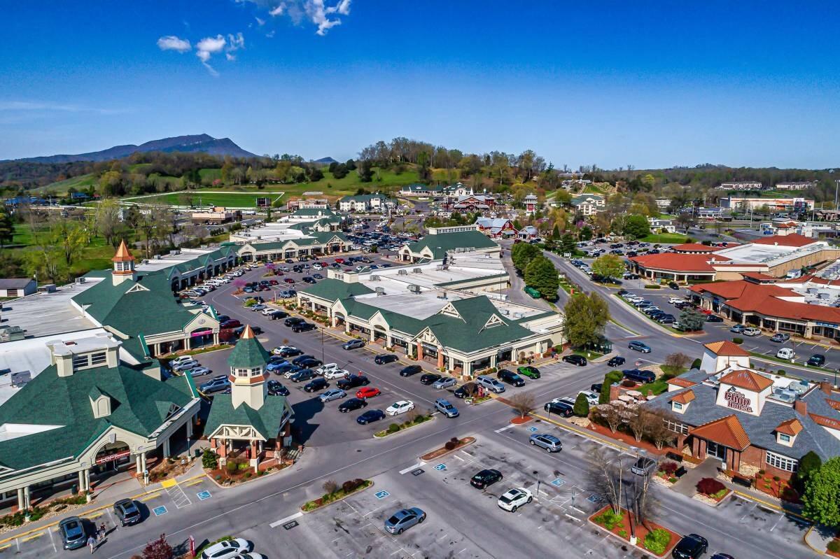 Picture of Tanger Outlets Sevierville