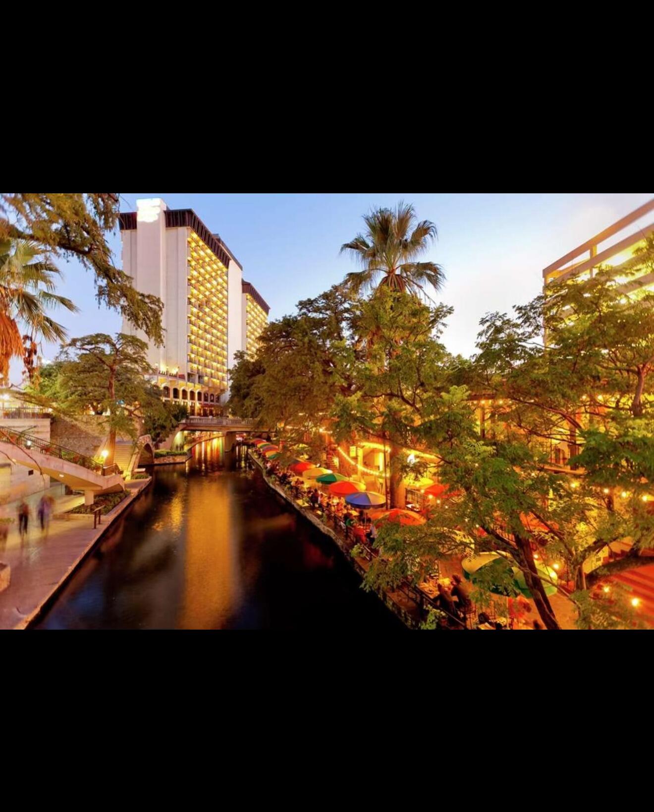 Picture of Hilton Palacio del Rio