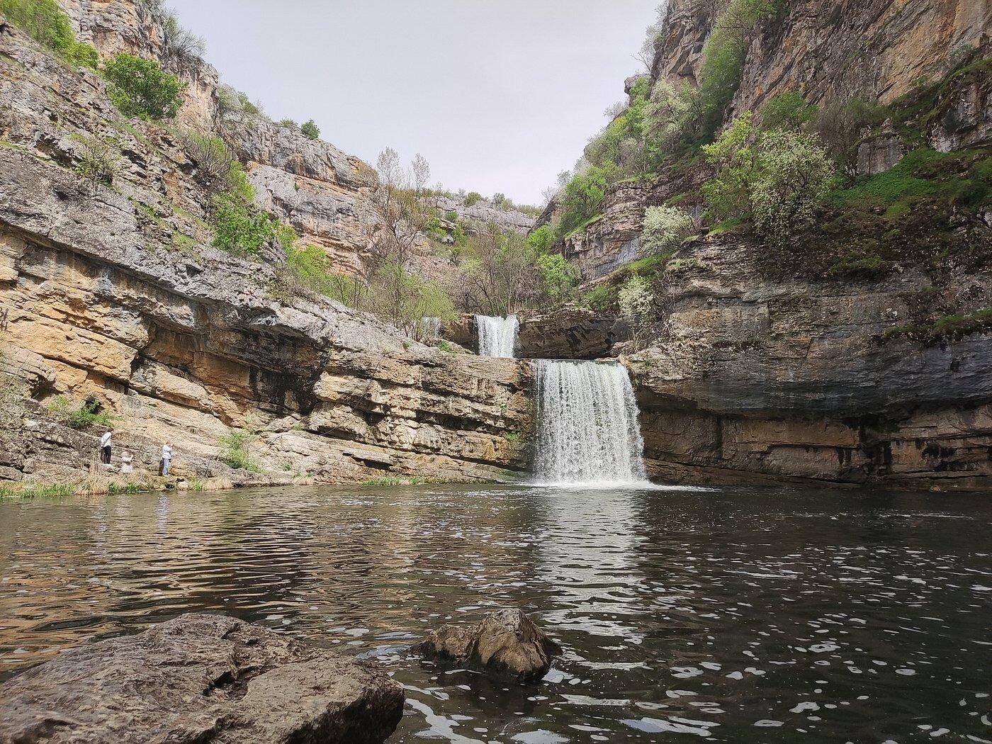 Picture of Mirusha Waterfalls