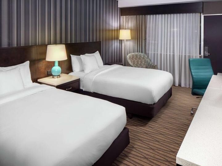 Picture of DoubleTree by Hilton Hotel Cleveland - Westlake