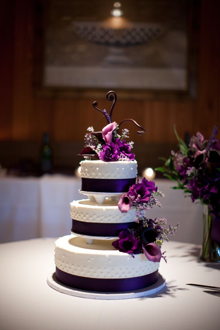 The Cakewalk bakery in Northfield made this black and white three-tier creation topped with purple calla lilies.