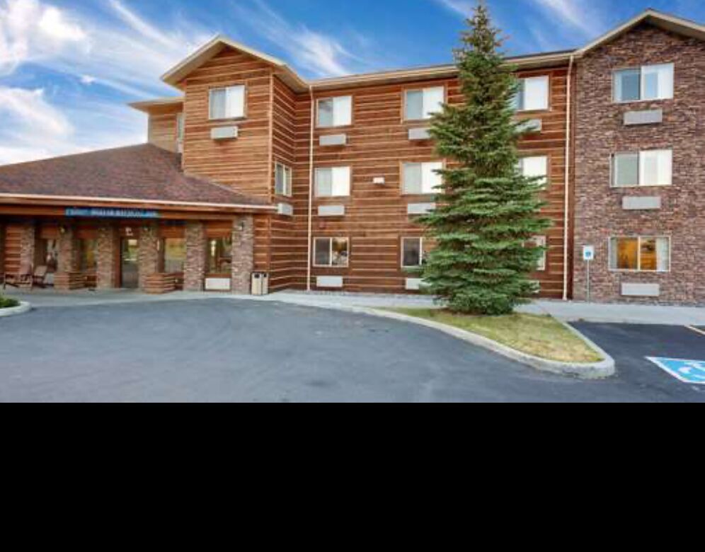 Picture of Pinedale Hotel & Suites