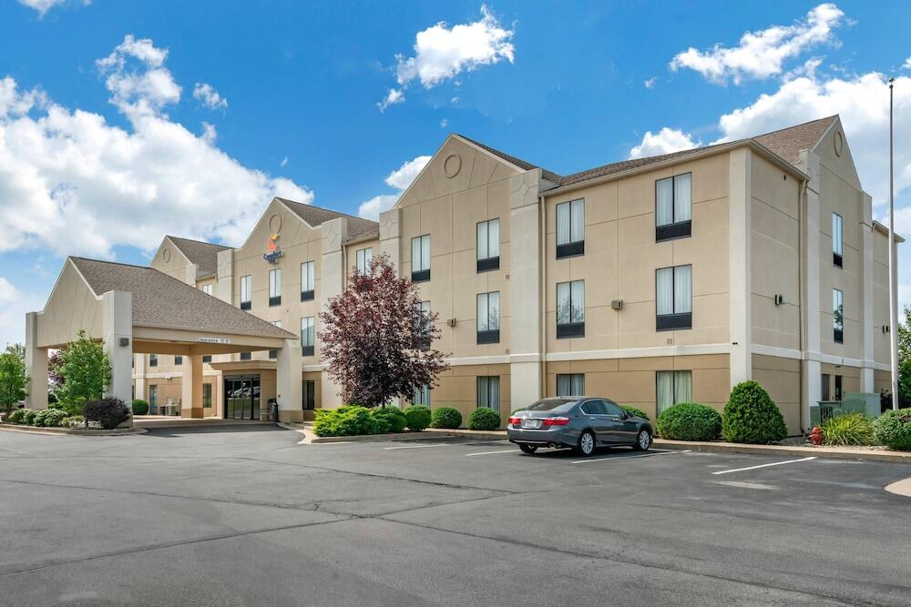 Picture of Comfort Inn Sullivan
