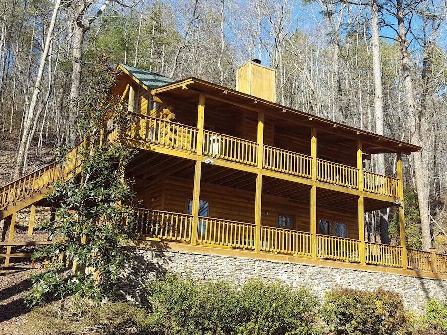 Picture of Waterside Cabin on the River