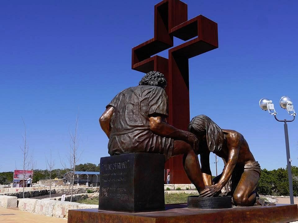 Picture of The Coming King Sculpture Prayer Gardens