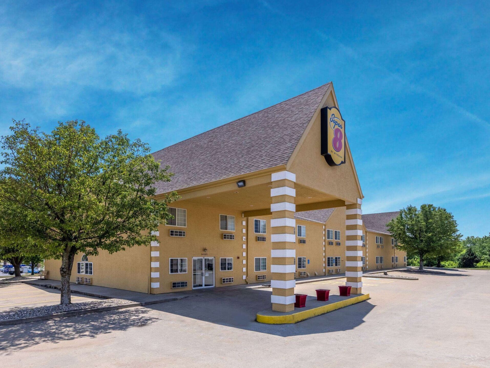 Picture of Super 8 by Wyndham De Soto