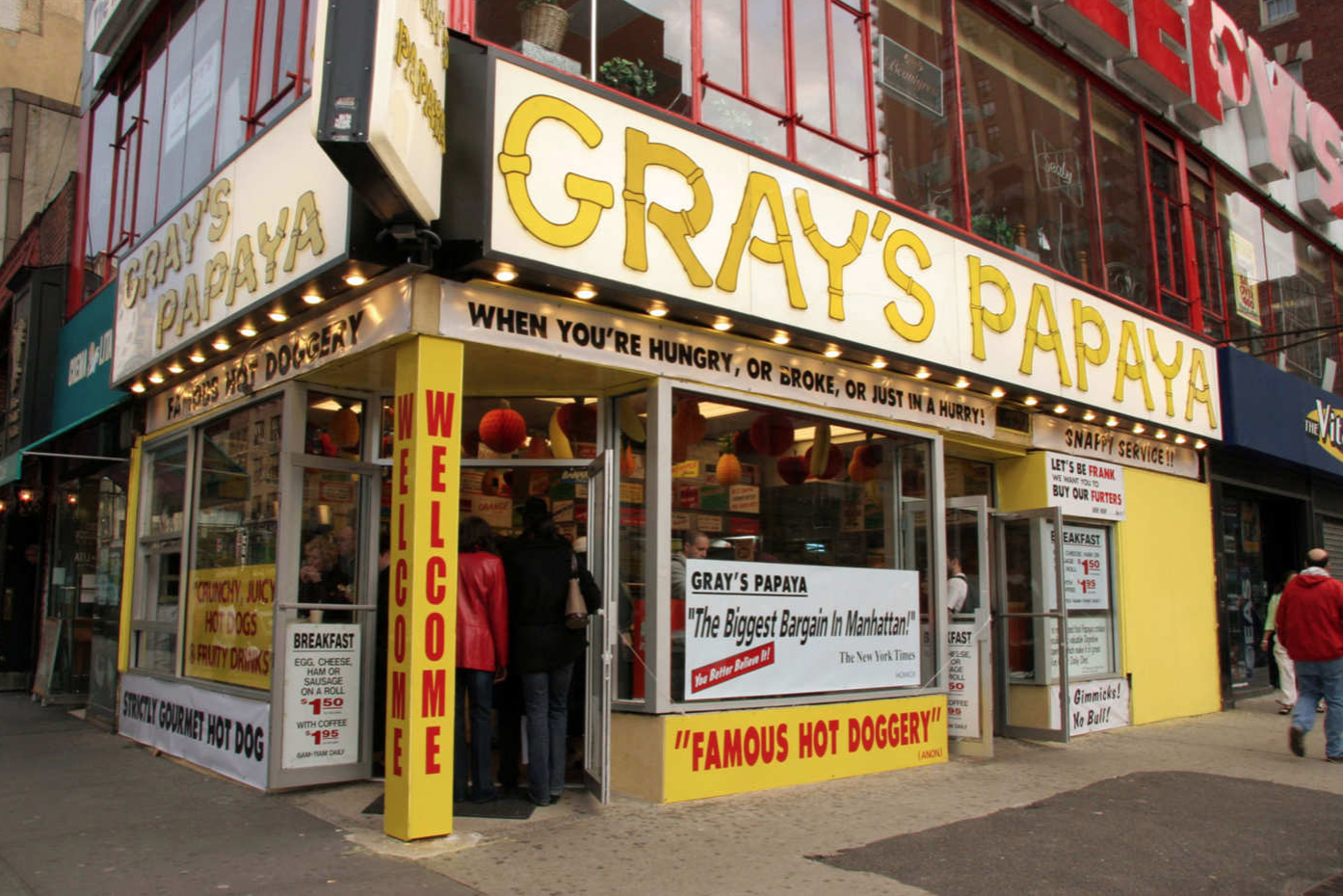 Picture of Gray's Papaya