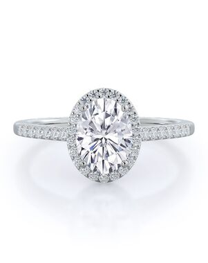 With Clarity Elegant Oval Cut Engagement Ring